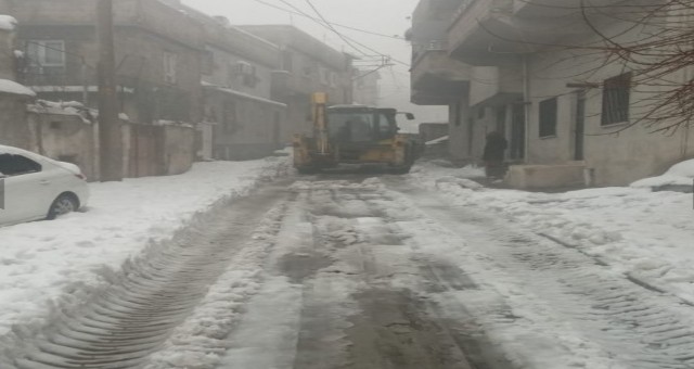 EYYÜBİYE'DE YOLLAR ULLAŞIMA AÇIK