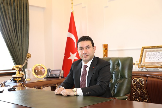 BAŞKAN ÖZYAVUZUN ÖĞRETMENLER GÜNÜ MESAJI