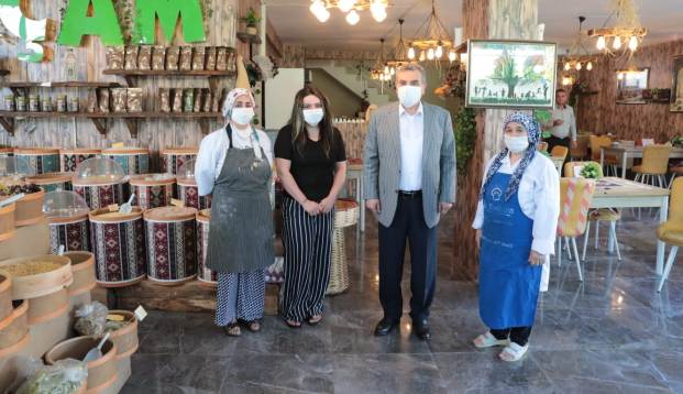 Beyazgül'ün bugünkü durağı Karaköprü oldu