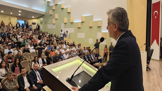 HARRAN ÜNİVERSİTESİ’NDE DÜNYA DÜZENİ VE TÜRKİYE PROGRAMI 