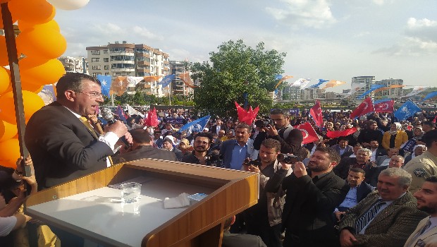 SEÇİM BÜROSU AÇILIŞI MİTİNGE DÖNDÜ 