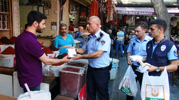 TURİZM ŞEHRİ ŞANLIURFADA ZABITA, DENETİMLERİNİ SÜRDÜRÜYOR