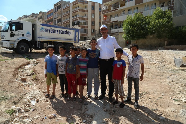 BAŞKAN KUŞ ÇOCUKLARIN TALEBİNİ YERİNE GETİRDİ