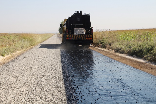 BAŞKAN ÖZYAVUZ, HARRANDA ÇAMURLU YOL KALMAYACAK