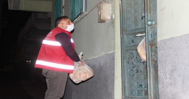 Vefa Grupları Gece Gündüz Görevde