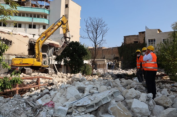 BÜYÜKŞEHİR İLE KIZILAY MEYDANI GÜN YÜZÜNE ÇIKIYOR