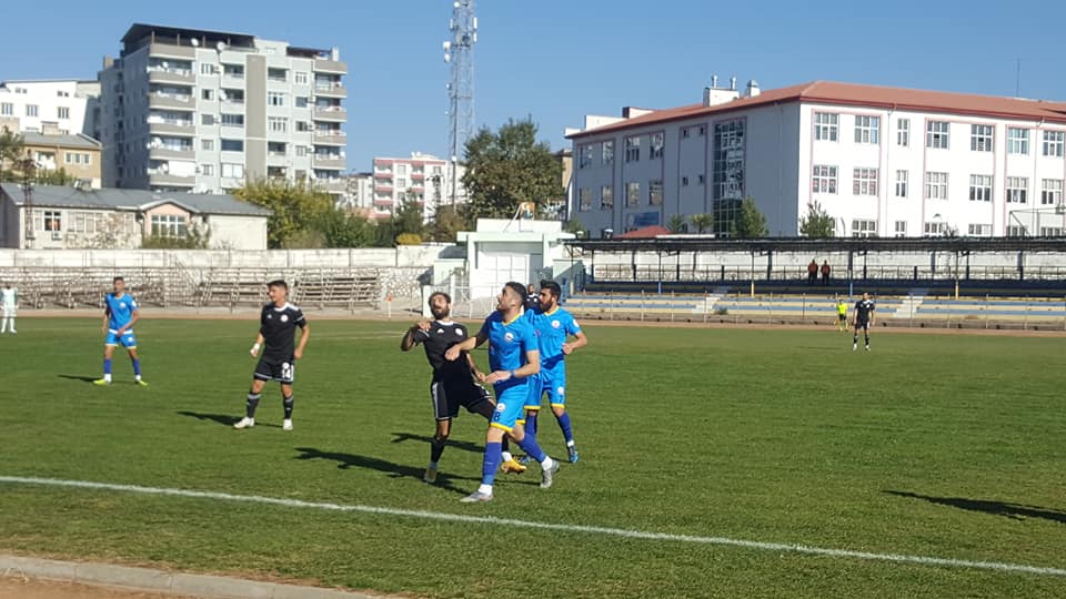 KARAKÖPRÜ BELEDİYESPOR ÜÇ PUANI ÜÇ GOLLE ALDI