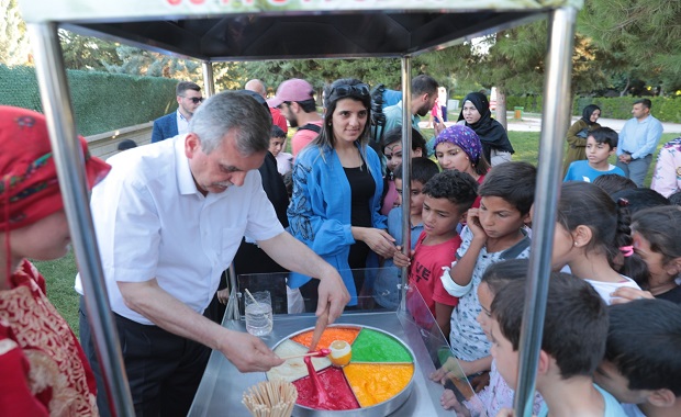 UNUTULMAYA YÜZ TUTMUŞ SOKAK OYUNLARI ŞANLIURFADA YAŞATILDI