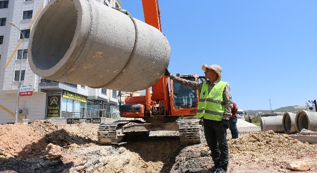 ŞUSKİ ALT YAPI ÇALIŞMALARINI ARALIKSIZ SÜRDÜRÜYOR