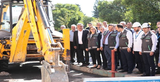 BAŞKAN CANPOLAT SÖZ VERDİ DOĞALGAZ ÇALIŞMALARI BAŞLADI 