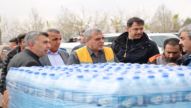 BÜYÜKŞEHİR BELEDİYESİNDEN VATANDAŞLARA HAZIR SU DAĞITIMI BAŞLADI