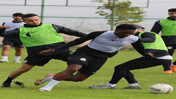 ŞANLIURFASPOR BANDIRMA SPOR HAZIRLIKLARINI SÜRDÜRÜYOR 