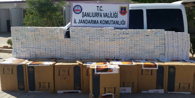 Akçakalede Binlerce Paket Kaçak Sigara Ele Geçirildi