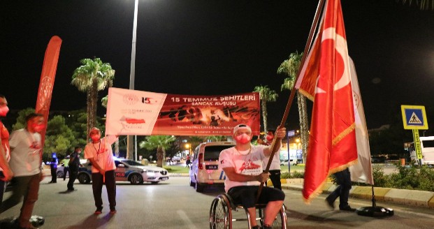 15 TEMMUZ ŞEHİTLERİ ANISINA SANCAK KOŞUSU YAPILDI