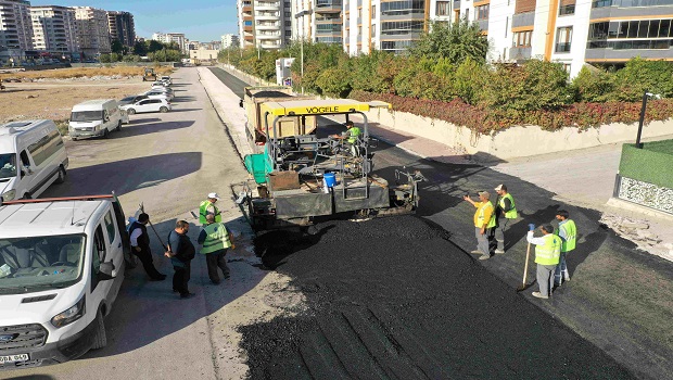 BAŞKAN BAYDİLLİ İLE KARAKÖPRÜ KONFORLU YOLLARA KAVUŞUYOR