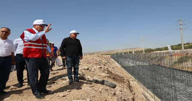 BAŞKAN BEYAZGÜL, ŞANLIURFADA ÖNEMLİ BİR SORUNU DAHA ÇÖZÜME KAVUŞTURUYORUZ