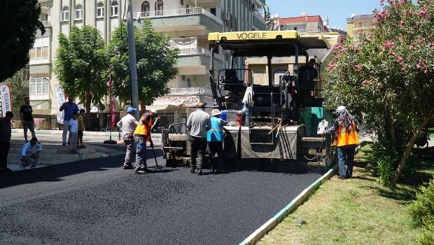 BAŞKAN CANPOLAT ÇALIŞIYOR HALİLİYE'NİN ÇEHRESİ DEĞİŞİYOR 