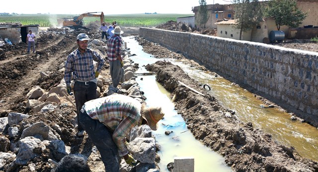 Ceylanpınar Belediyesinden Dere Islah Çalışması