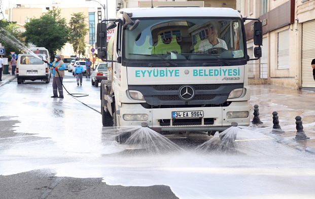 DAHA TEMİZ BİR EYYÜBİYE İÇİN ÇALIŞMALAR ARALIKSIZ SÜRÜYOR. 