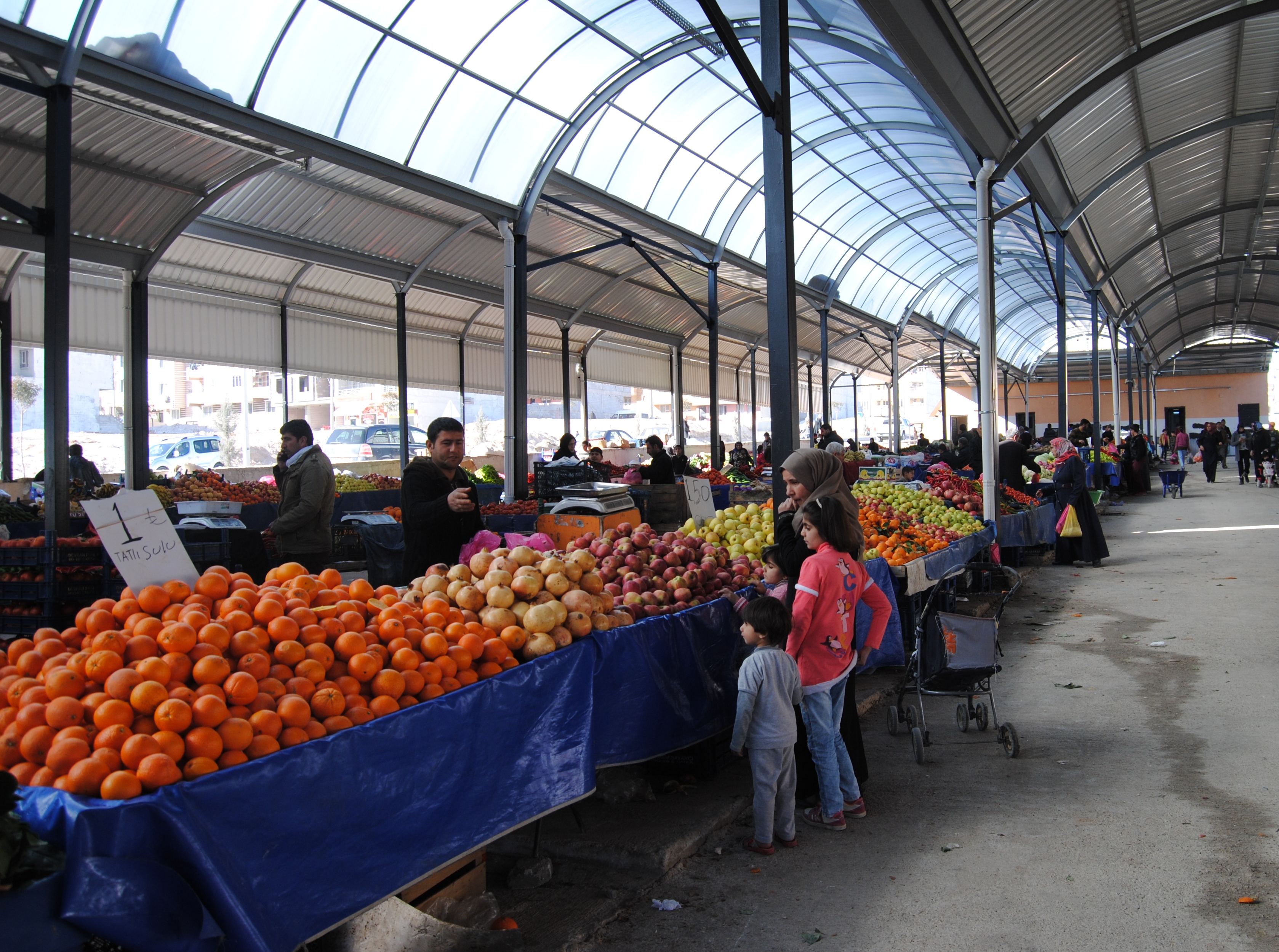 Devteşti Semt Pazarı Tamamlandı