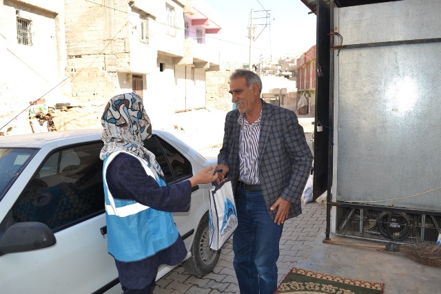 Eyyübiye Belediyesi Binlerce Vatandaşa Aşure İkramında Bulunuyor
