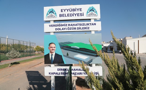 EYYÜBİYE BELEDİYESİ İLÇEYE YENİ SEMT PAZARLARI KAZANDIRIYOR.