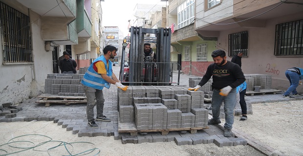 EYYÜBİYE’DE DOĞALGAZ ULAŞTIRILAN MAHALLELER YENİLENİYOR