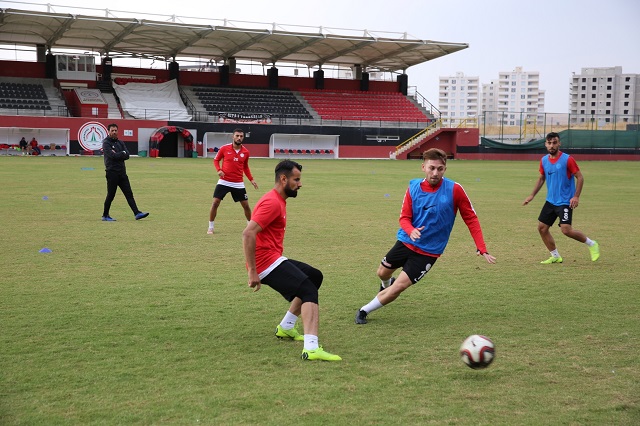 KARAKÖPRÜ BELEDİYESPOR LİDERLİĞİ SÜRDÜRMEK İSTİYOR 