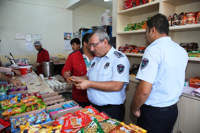 Karaköprü Zabıtadan Okul Kantinlerine Sıkı Denetim