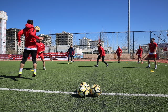 
Karaköprüde Hedef  3. Lig 
