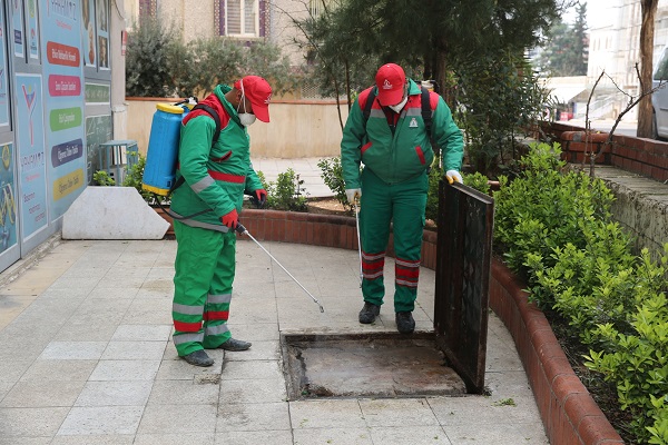 KARAKÖPRÜ'DE İLAÇLAMA ÇALIŞMALARI SÜRÜYOR