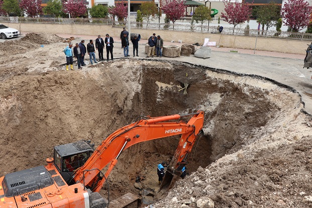 KARAKÖPRÜ'DEKİ 10 YILLIK SORUN ÇÖZÜME KAVUŞTU