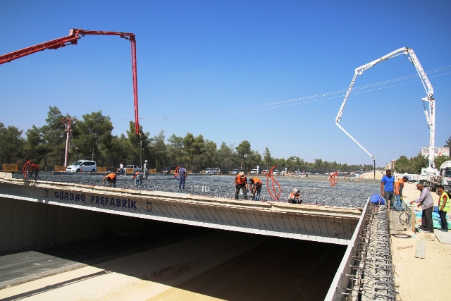 Köprülü Kavşaklar Trafiğe Açılıyor