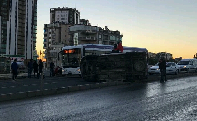 ŞANLIURFA'DA BUZLANMA SONUCU KAZA