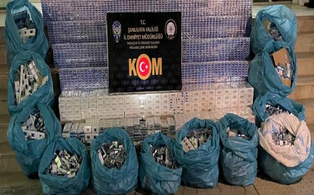ŞANLIURFA'DA ON BİNLERCE PAKET SİGARA YAKALANDI