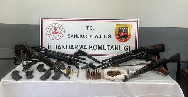 ŞANLIURFA’DA SİLAH KAÇAKÇILARINA GÖZ AÇTIRILMIYOR 
