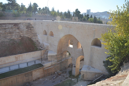 ŞANLIURFADA TARİHİ YAPILAR YENİDEN CANLANIYOR