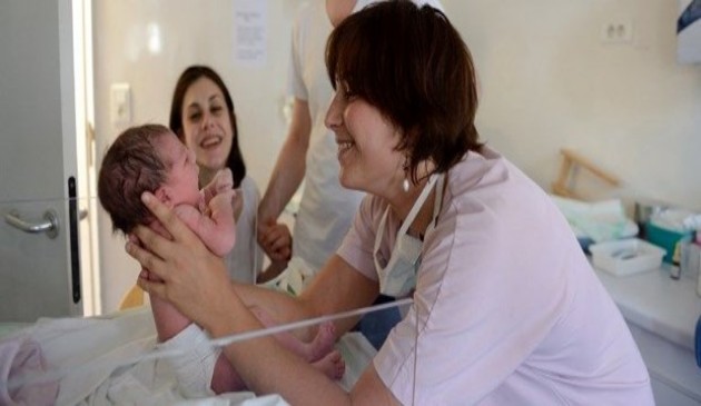 ŞOK! 3 Çocuk Doğurana Tarım Arazisi Hediye