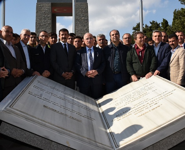 Vali Tuna, Çanakkale Ruhu Bizi Biz Yapan Değerlerdir